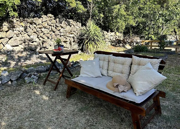 Cozy With Private Yard アパート Lakmartin